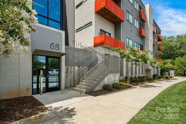 68 Craven Street #401, Asheville, NC 28806