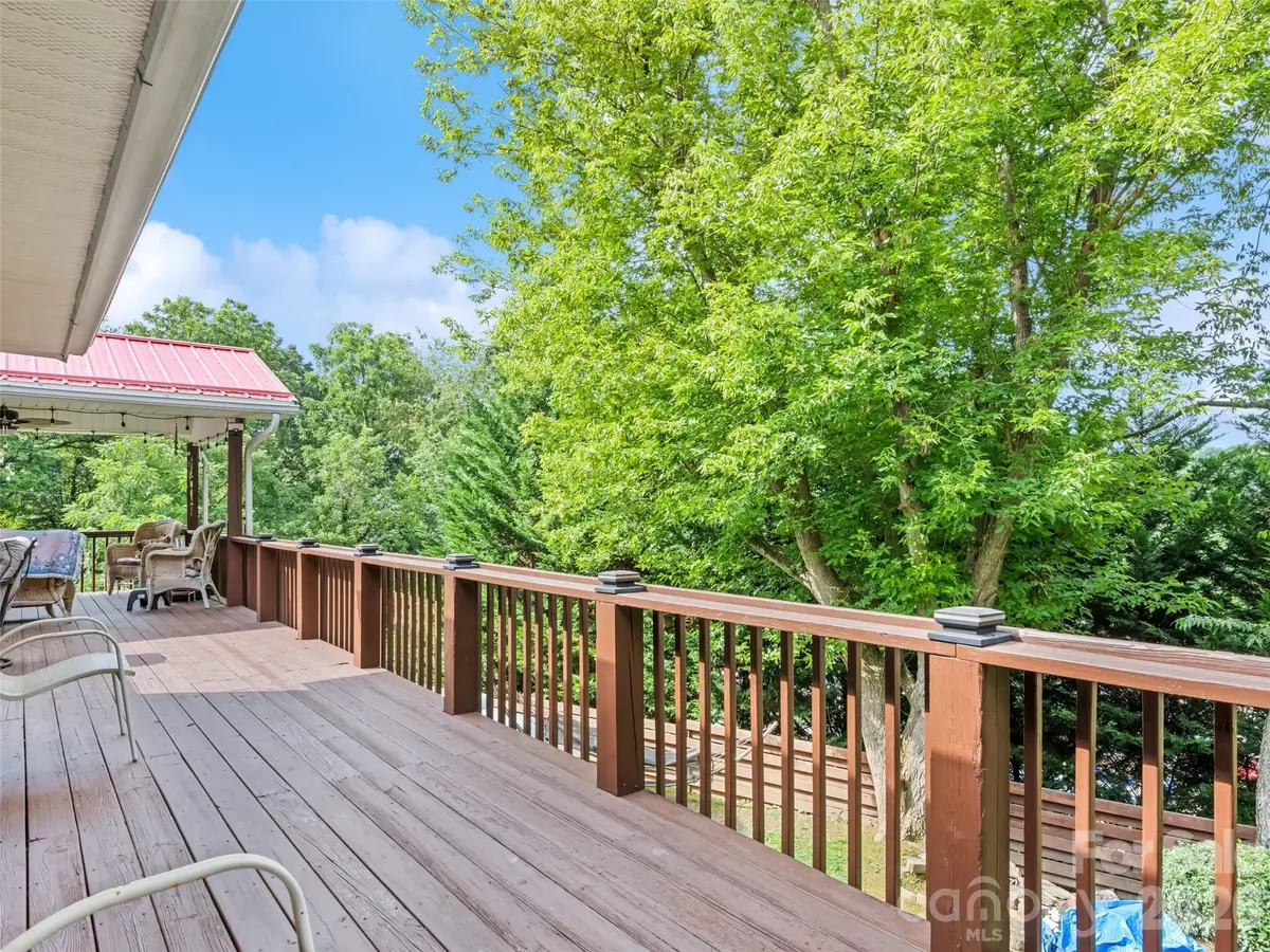 41 Vista Drive, Clyde, NC 28721 - Image #1
