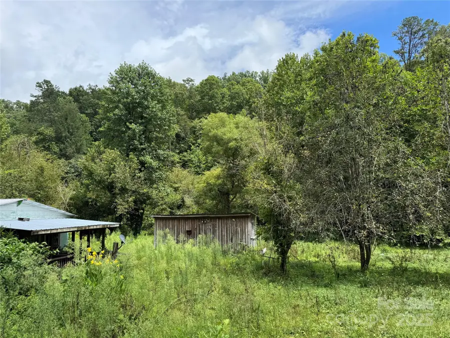 4938 Nc 90 Highway, Collettsville, NC 28611 - Image #2