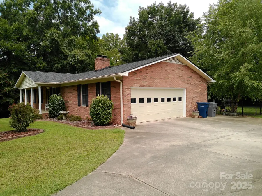 216 Williams Road, Harrisburg, NC 28075 - Image #2