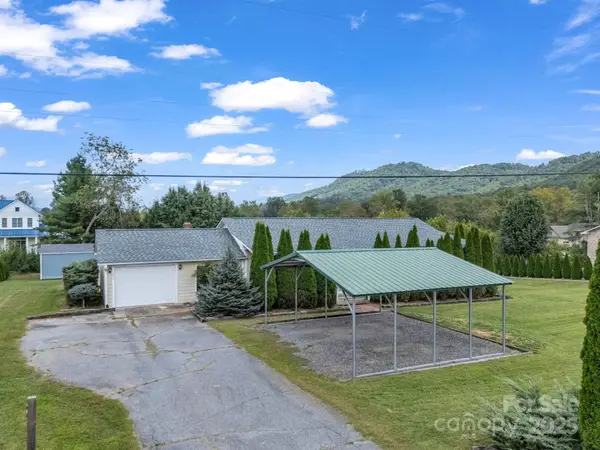 3 Quail Pointe Road, Fletcher, NC 28732