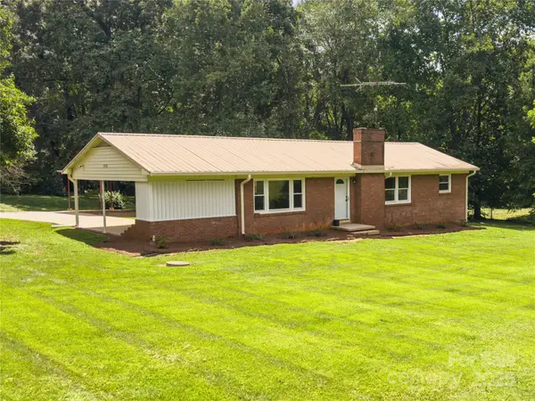 2680 Peachtree Road, Statesville, NC 28625