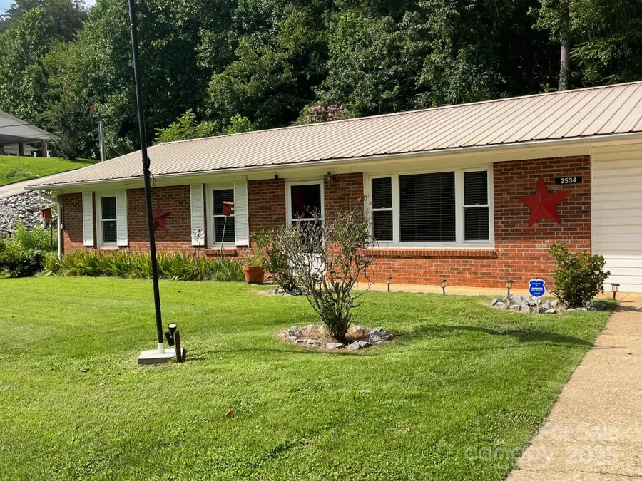 2534 Nix Creek Road, Marion, NC 28752 - Image #3