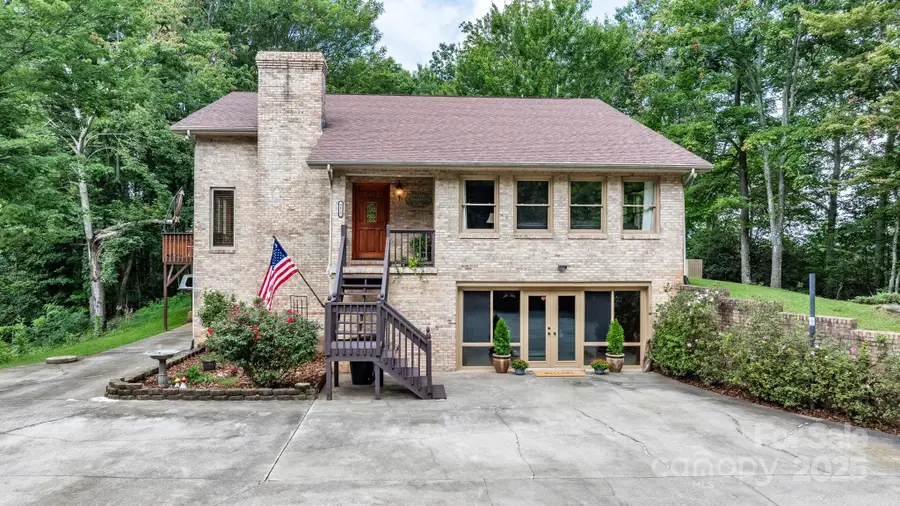 4415 Laurel Ridge Drive, Lenoir, NC 28645 - Image #2