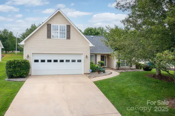 316 Pole Barn Drive, Asheville, NC 28806