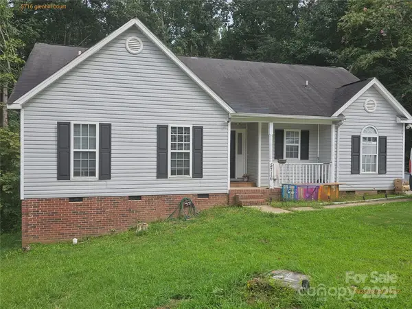 5716 Glenhill Court, Charlotte, NC 28208