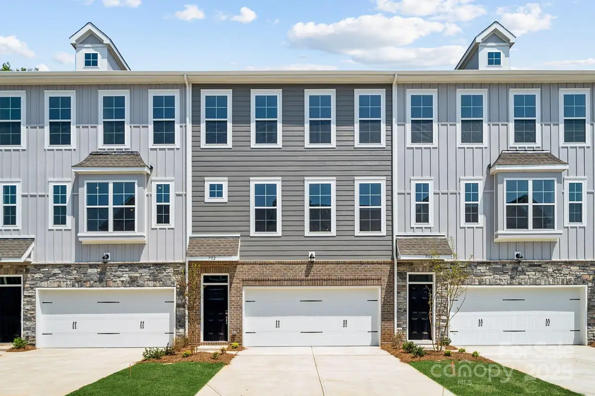 7140 Brookview Lane, Sherrills Ford, NC 28673 - Image #1