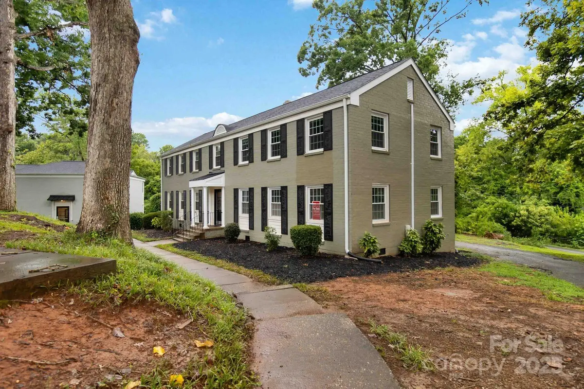 343 Wakefield Drive, Charlotte, NC 28209 - Image #1