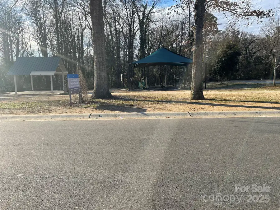 1902 Catherine Simmons Avenue #30, Charlotte, NC 28216 - Image #3