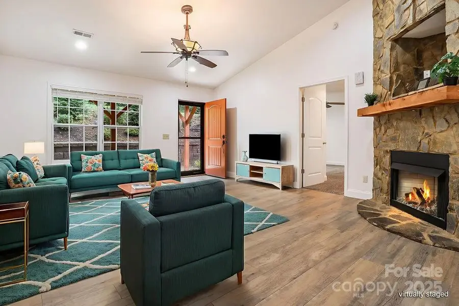 872 Hayes Road, Columbus, NC 28722 - Image #3