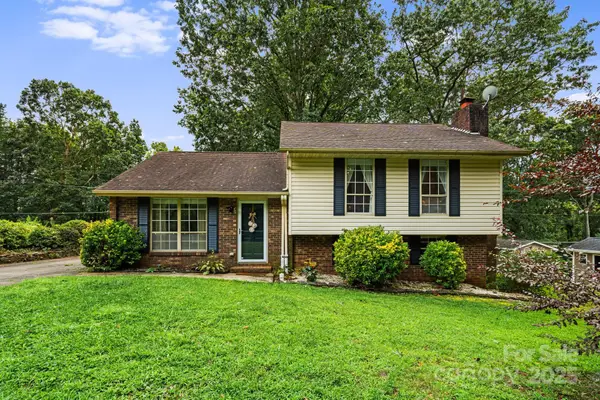 102 Aycock Street, Black Mountain, NC 28711