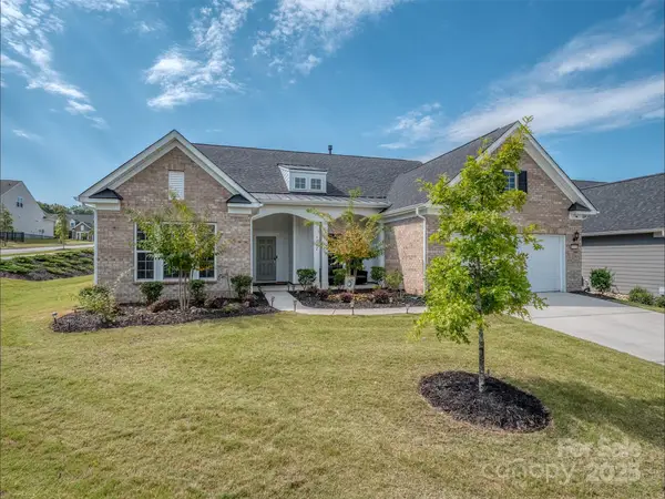 9332 Miami Bluff Drive, Huntersville, NC 28078