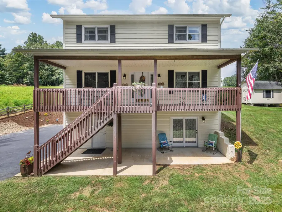 17 Meadow Brook Drive, Fletcher, NC 28732 - Image #2