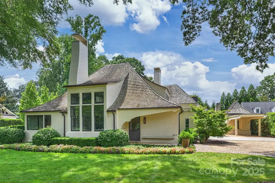 3912 Beresford Road, Charlotte, NC 28211 - Image #2