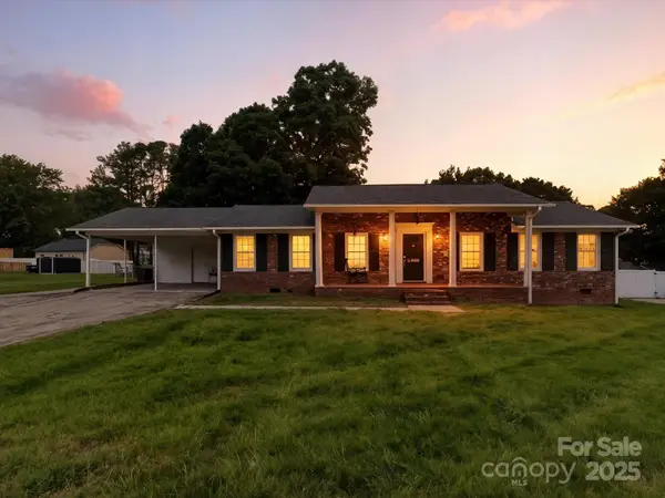 2426 Redbud Drive, Gastonia, NC 28056