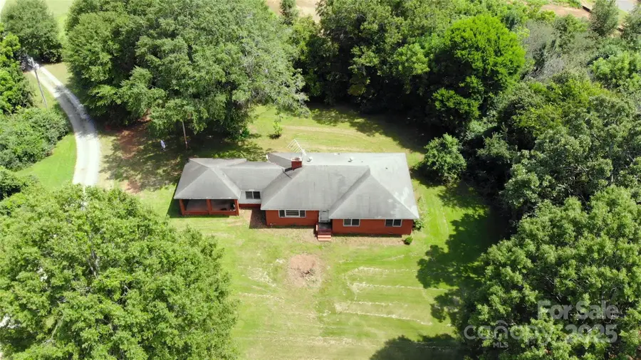 14532 Beatties Ford Road, Huntersville, NC 28078 - Image #2