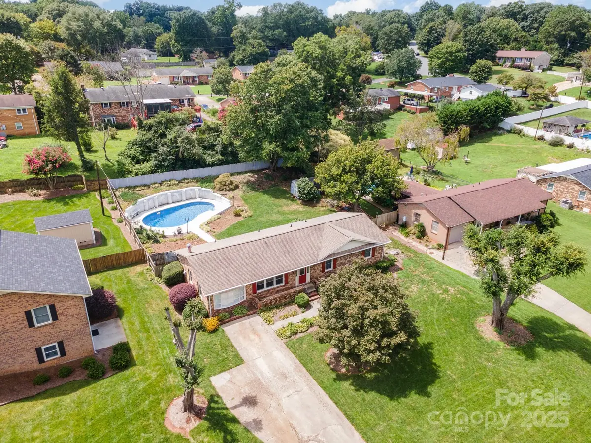 2425 Essen Lane, Gastonia, NC 28054 - Image #1