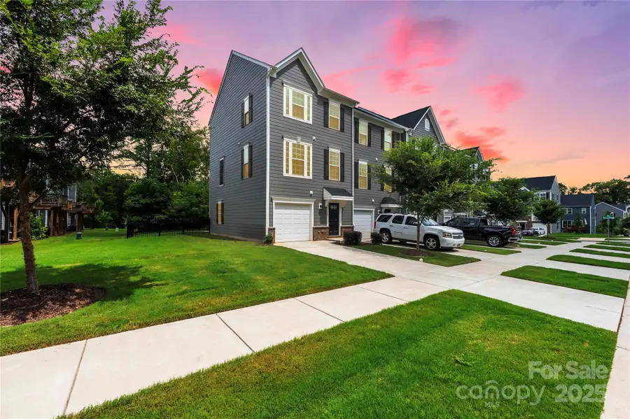 3120 Beeler Lane, Charlotte, NC 28208 - Image #2