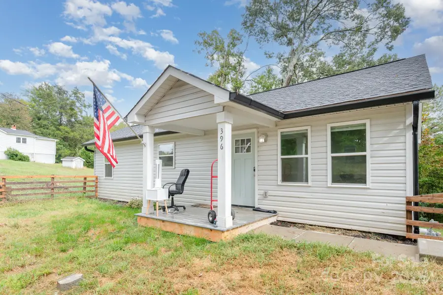 396 Cameron Avenue Ne, Concord, NC 28025 - Image #2