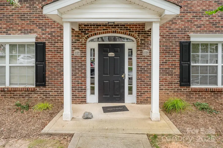 21252 Hickory Street, Cornelius, NC 28031 - Image #3