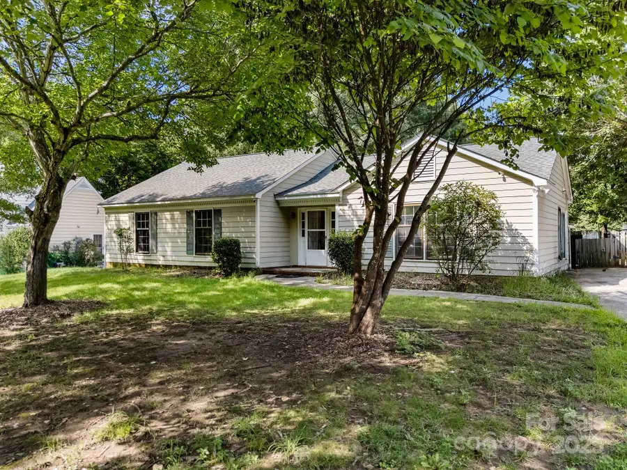 2506 Lawton Bluff Road, Charlotte, NC 28226 - Image #2