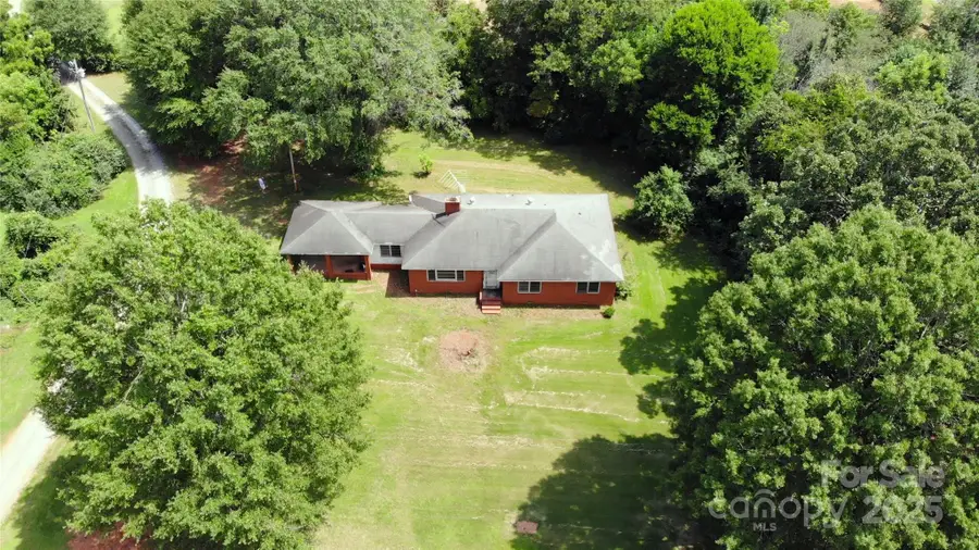 14532 Beatties Ford Road, Huntersville, NC 28078 - Image #3