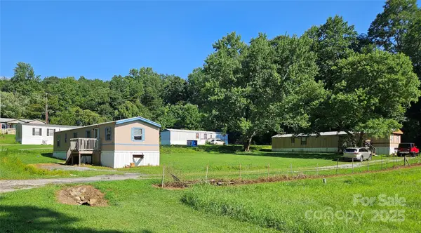 5929 Mourglea Avenue, Connelly Springs, NC 28612