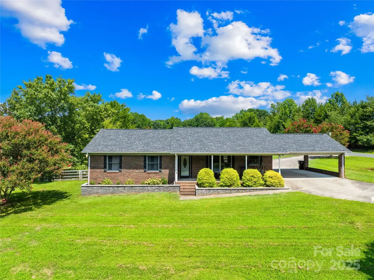 1505 Coddle Creek Highway, Mooresville, NC 28115 - Image #1