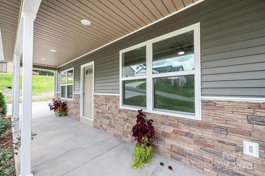 1214 Winter Place, Lenoir, NC 28645 - Image #3