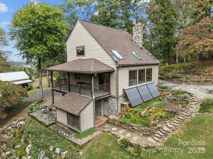 71 Kuykendall Branch, Asheville, NC 28804 - Image #3