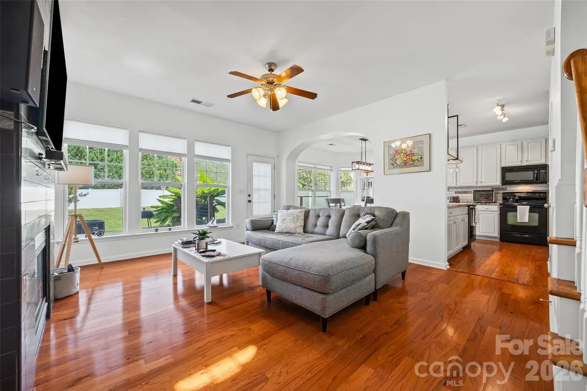 1805 Crabapple Tree Lane, Charlotte, NC 28214 - Image #1