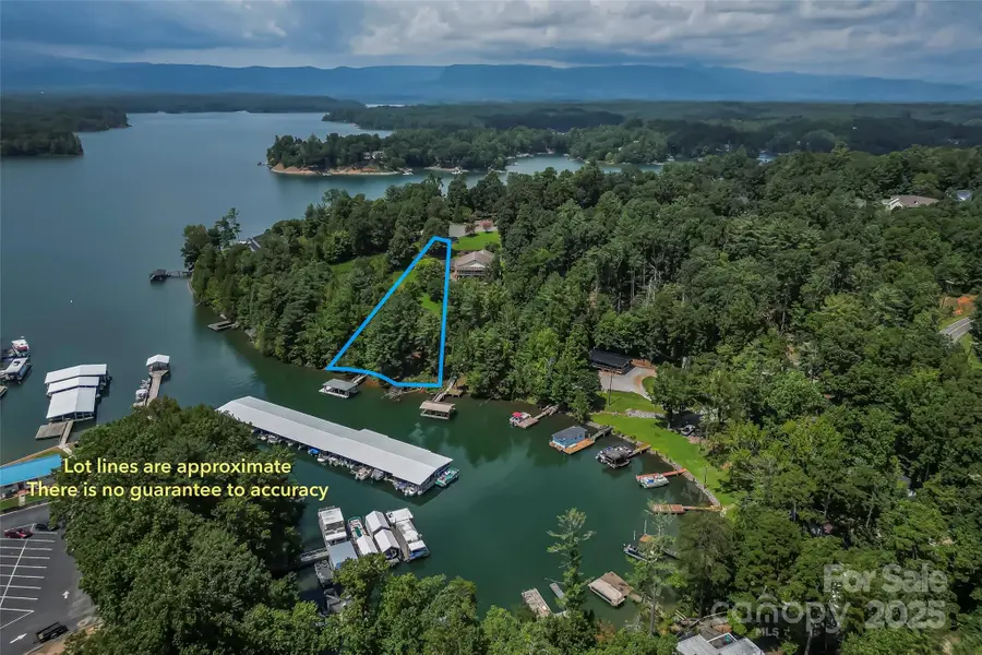 2076 Waterford Way, Morganton, NC 28655 - Image #2