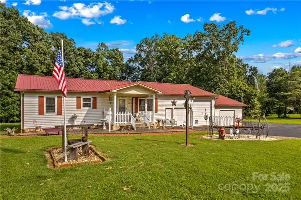 784 Whites Farm Road, Statesville, NC 28625