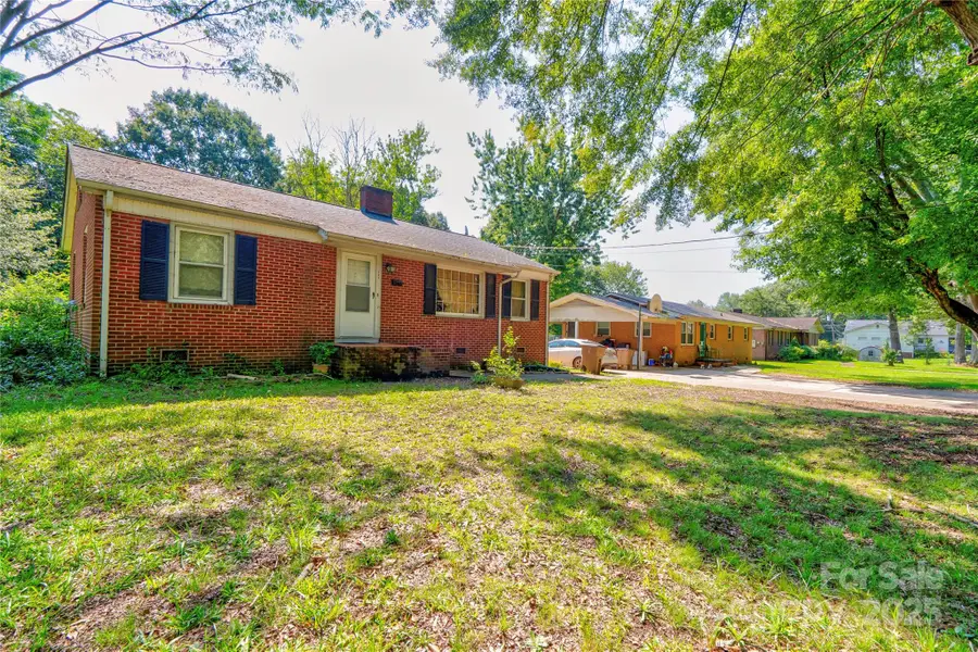 327 Woodside Drive, Shelby, NC 28150 - Image #2