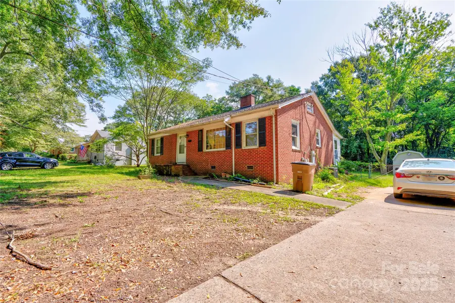 327 Woodside Drive, Shelby, NC 28150 - Image #3