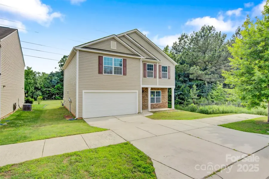 5311 Oakdale Ridge Court, Charlotte, NC 28216 - Image #2