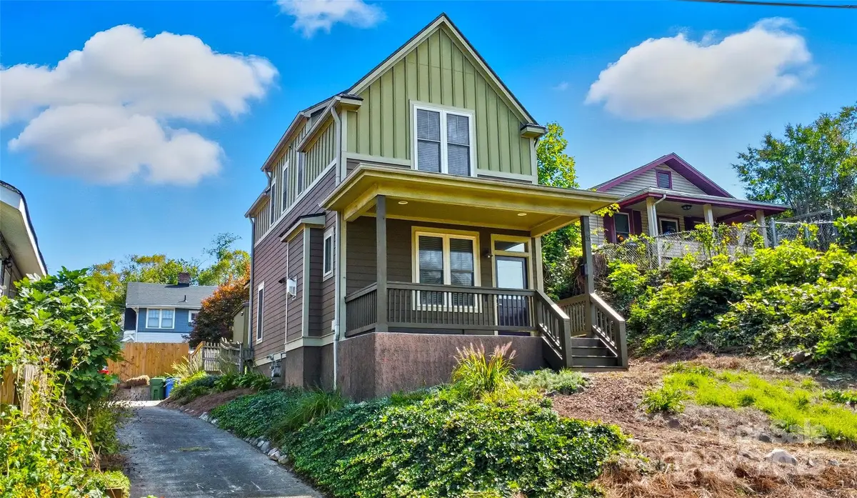 26 Mount Clare Avenue, Asheville, NC 28801 - Image #1