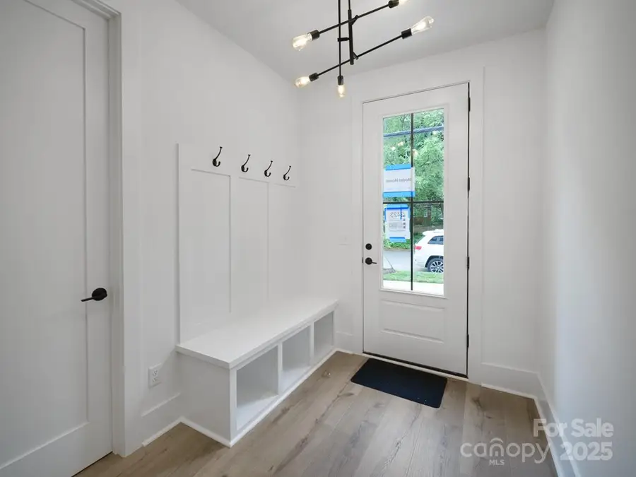 2423 Weddington Avenue #7, Charlotte, NC 28204 - Image #2