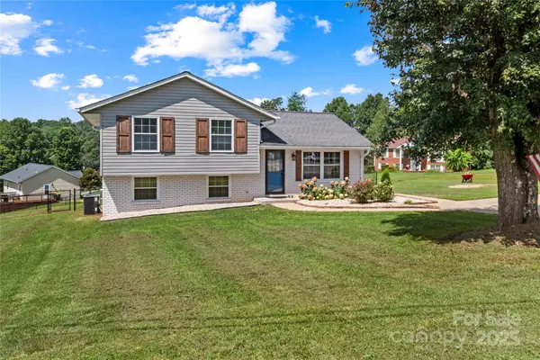 274 Dixie Hill Road, North Wilkesboro, NC 28659