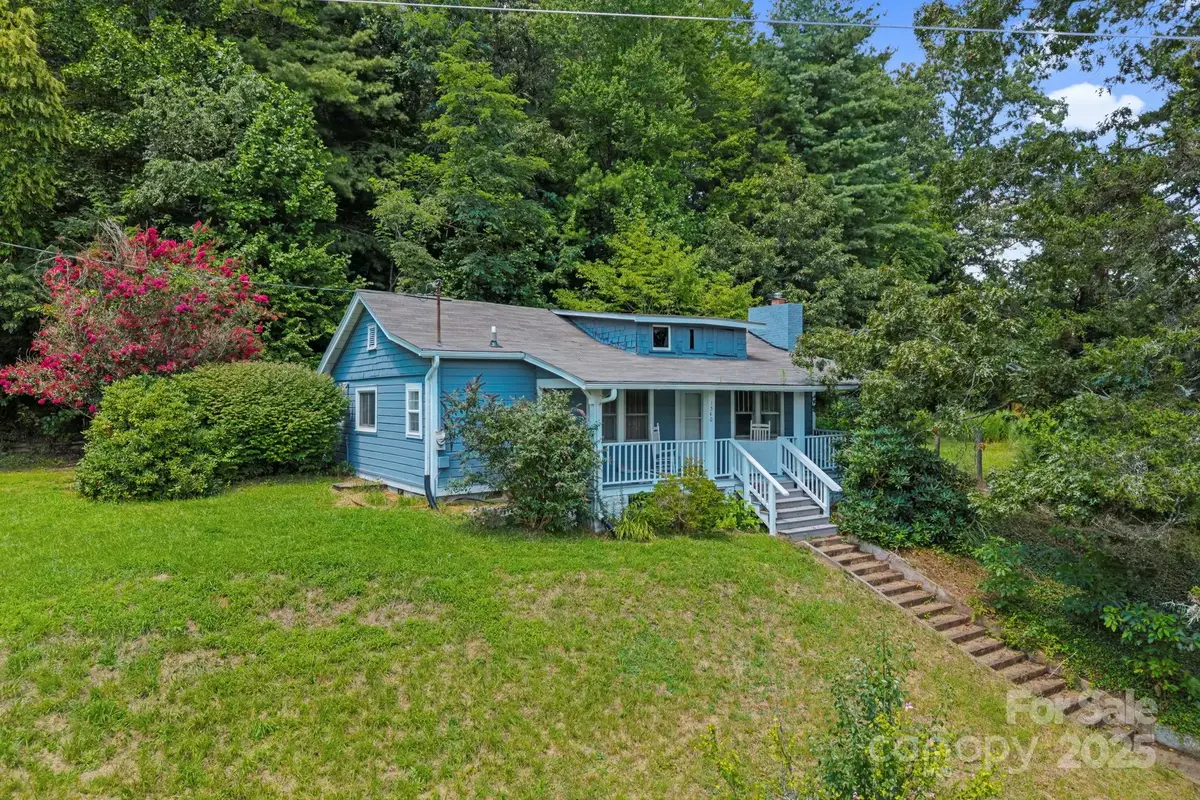 1540 Pisgah Highway, Candler, NC 28715 - #1