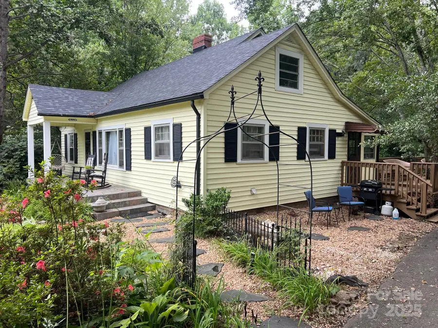 404 Patton Street, Morganton, NC 28655 - Image #2