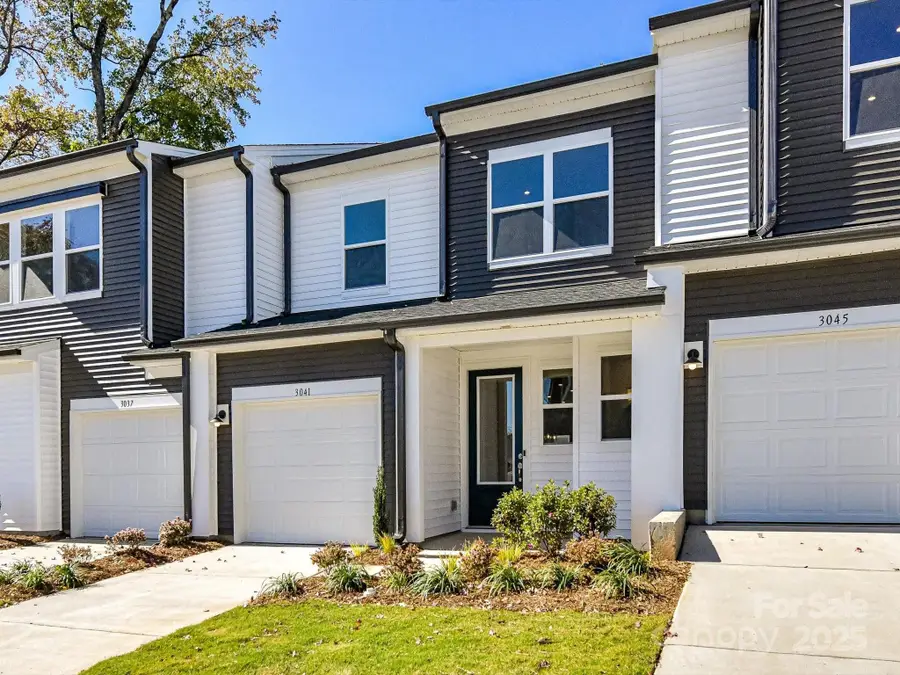 3041 Hutton Gardens Lane, Charlotte, NC 28269 - Image #2