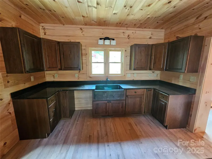 266 Potomac Falls Drive, Black Mountain, NC 28711 - Image #2