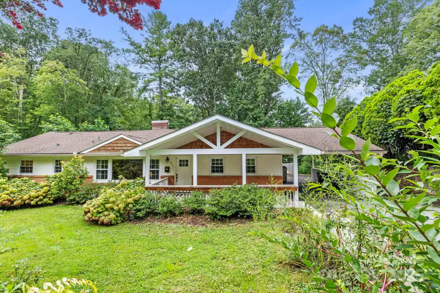 227 S Laurel Circle Drive, Black Mountain, NC 28711 - Image #2