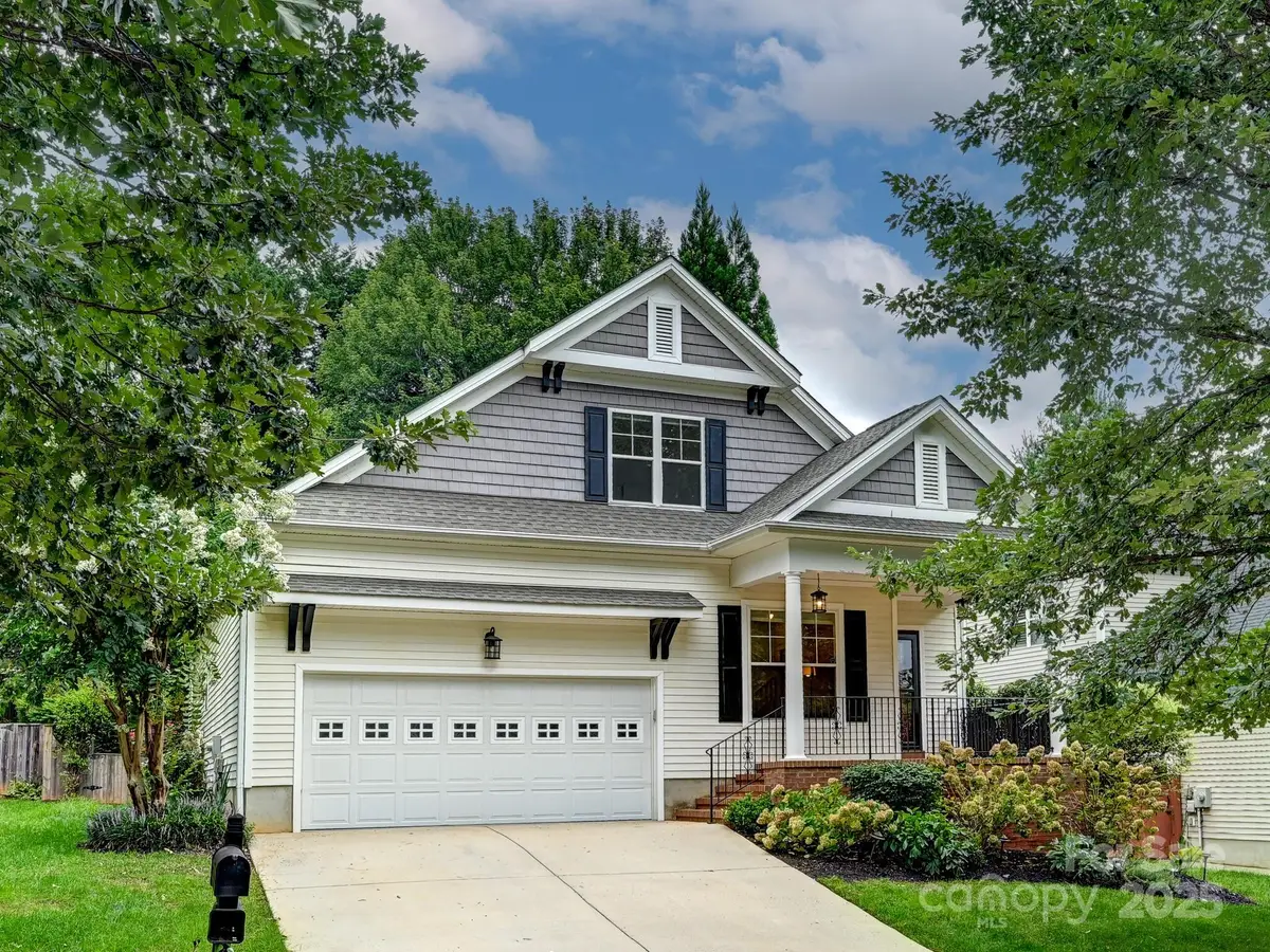 1343 Heathbrook Circle, Asheville, NC 28803 - Image #1