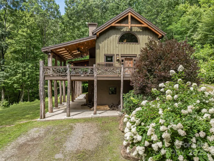 415 Shady Grove Road, Tuckasegee, NC 28783 - Image #3