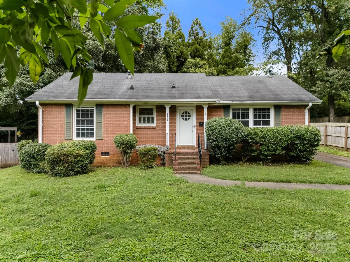 1429 Tarrington Avenue, Charlotte, NC 28205 - Image #1