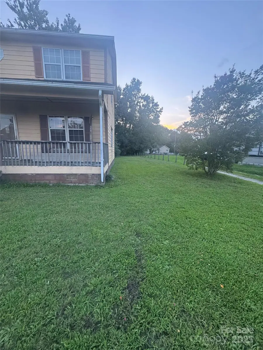 305 Mobley Street, Clover, SC 29710 - Image #2
