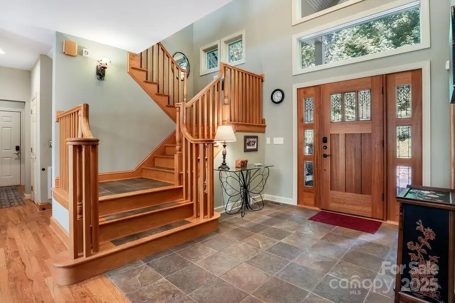 301 Gateway Drive, Hendersonville, NC 28739 - Image #2