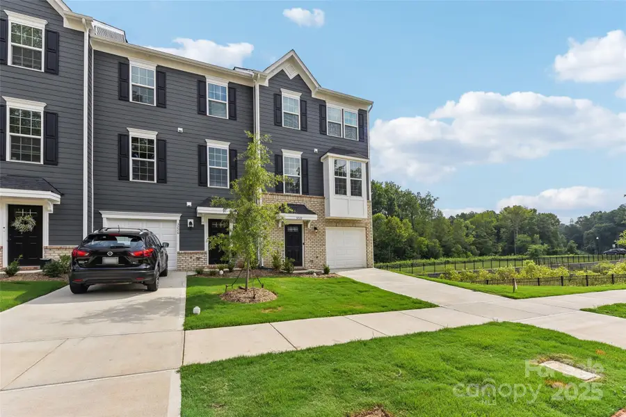 3222 Beeler Lane, Charlotte, NC 28208 - Image #2